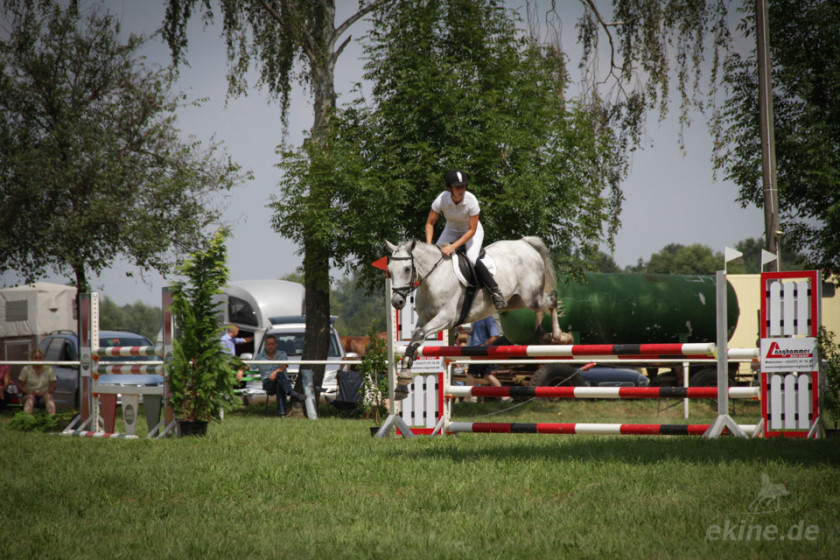 moertitz_springreiten_003